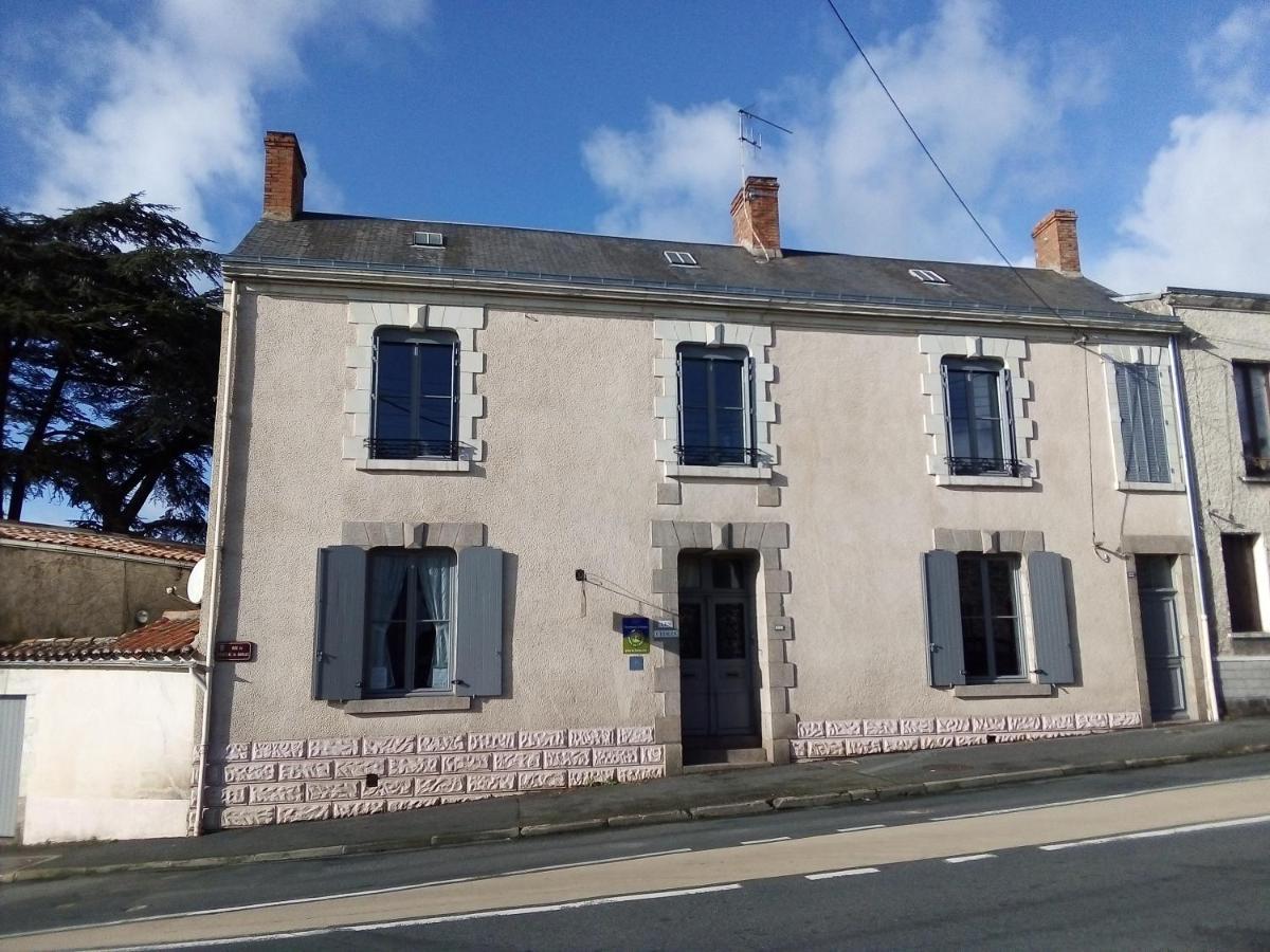 몽테규 Les Cedres B&B 외부 사진